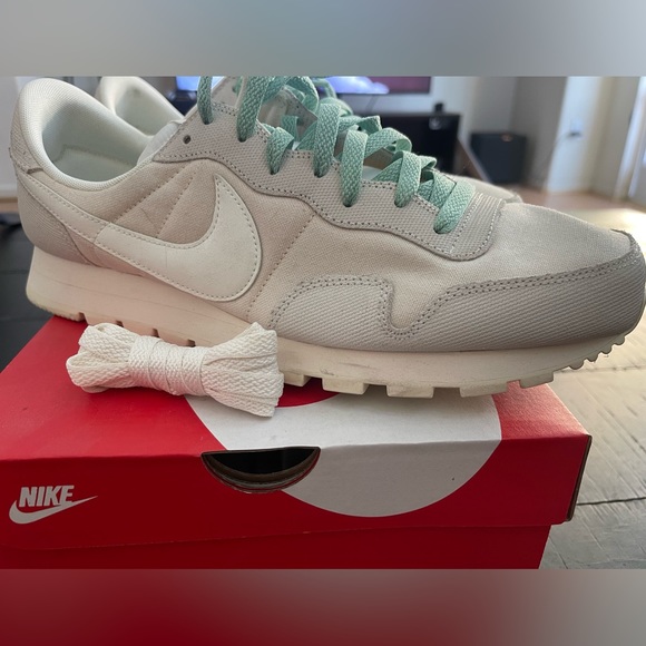 Nike Other - Nike Air Pegasus 83